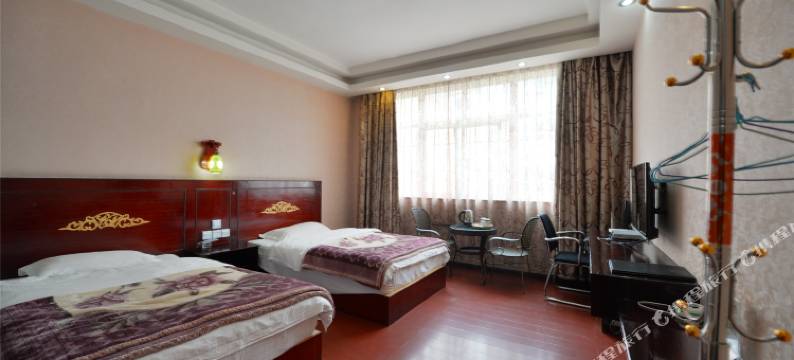 丽江七彩云酒店图片