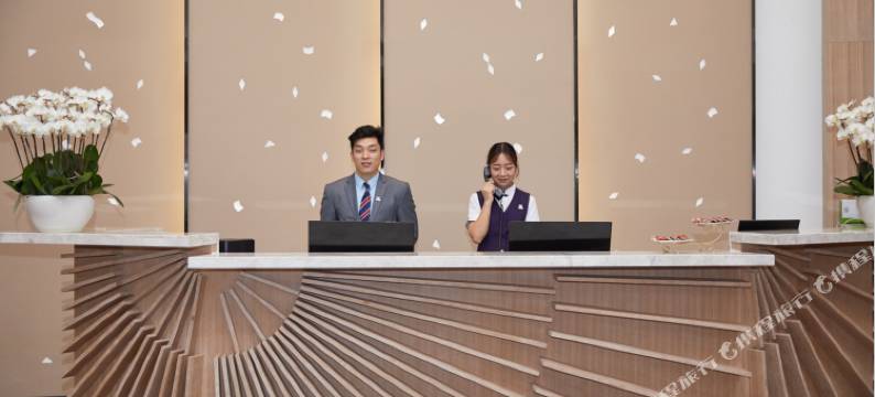 乐杜鹃艺术酒店(深圳海岸城南油店)图片