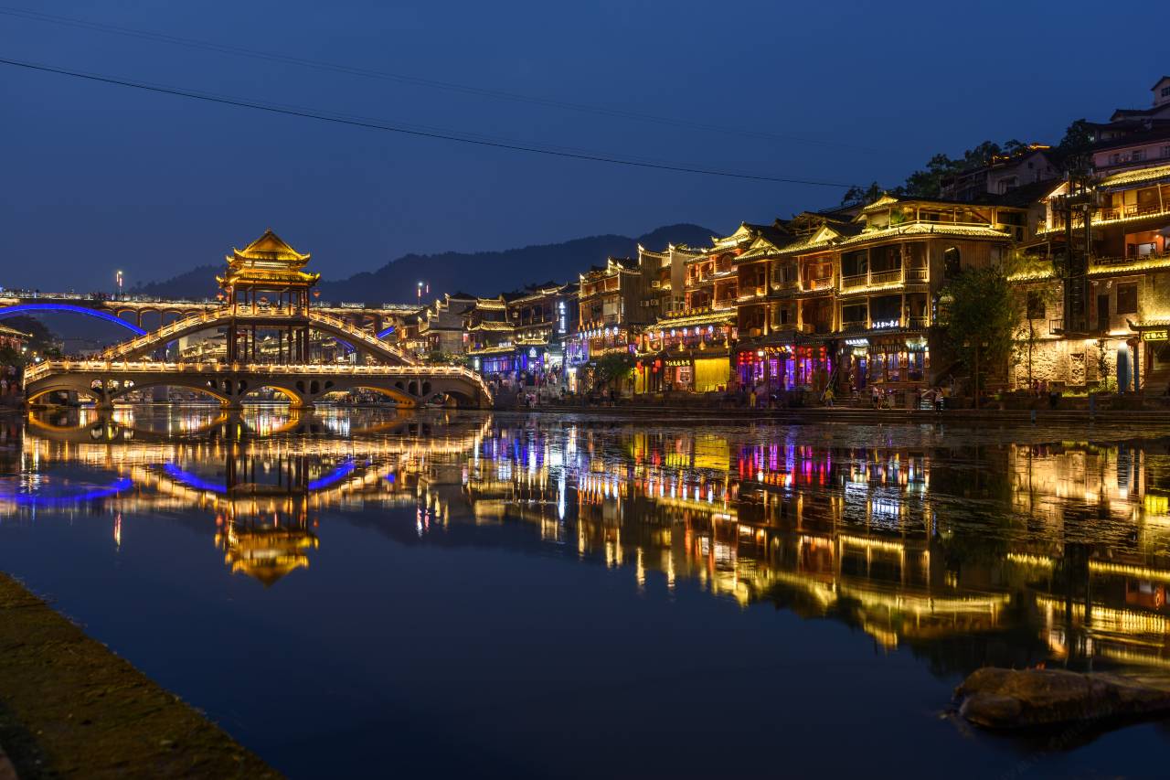 凤凰城精品酒店(凤凰古城店)图片