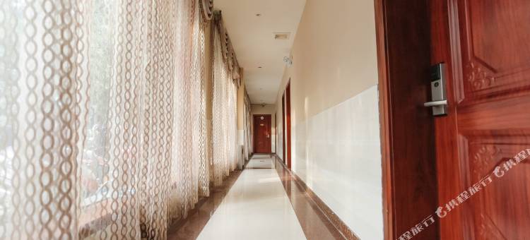 OYO许昌蓝宝石宾馆图片