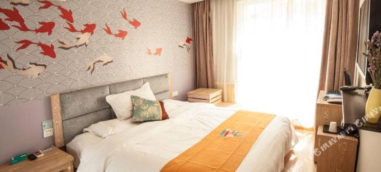 派酒店(乌鲁木齐植物园地铁站店)图片