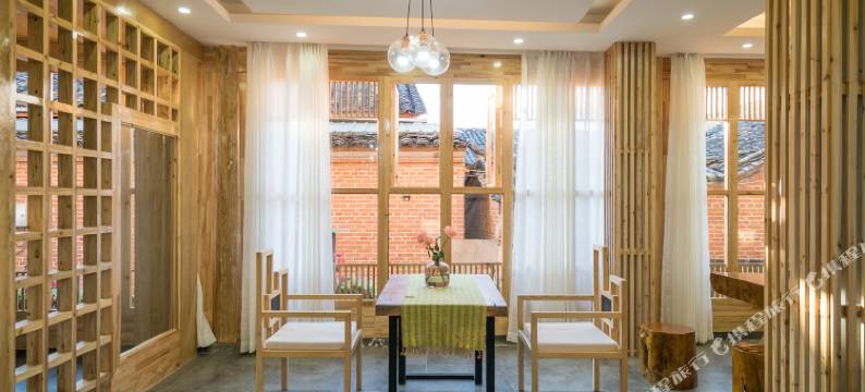 腾冲栖溪·花语湖客栈图片