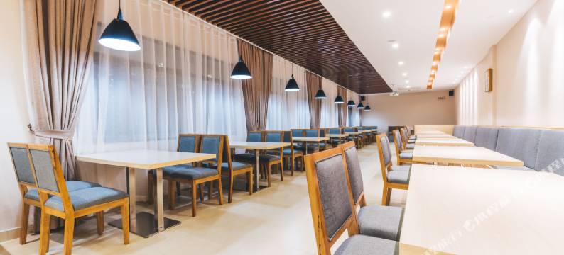 上海姚季酒店(嘉定新城宝龙广场店)图片