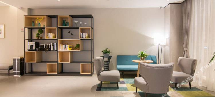 如家商旅酒店(南京玄武湖新模范马路地铁站店)图片