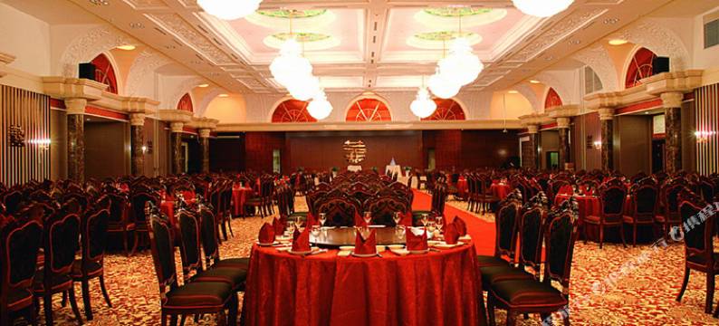 临海双鸽和平国际酒店东楼图片