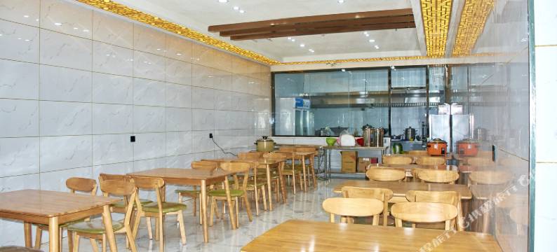 云朵商务酒店(香河家具城店)图片