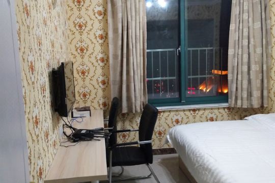 青岛兰馨雅居公寓预订价格,联系电话位置地址【携程酒店】