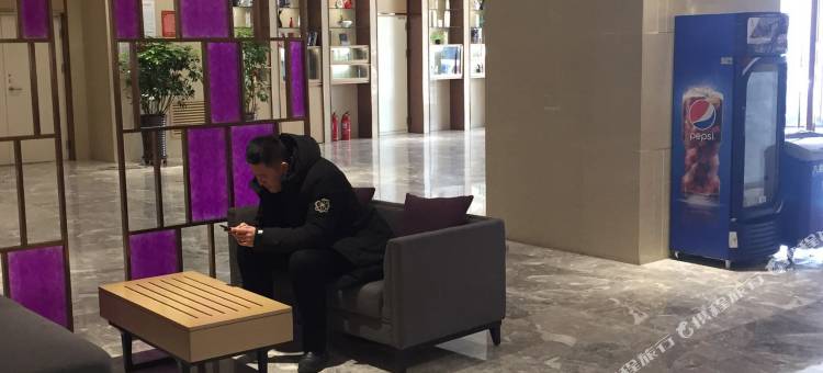 麗枫酒店(哈尔滨冰雪大世界龙川路地铁站店)图片