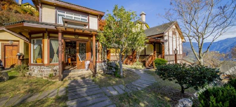 南投湘晴花园休闲木屋图片