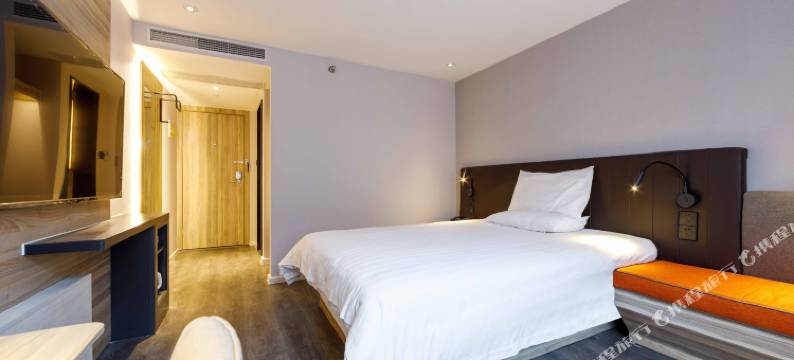 安适商旅酒店(上海火车站江宁路地铁站店)图片