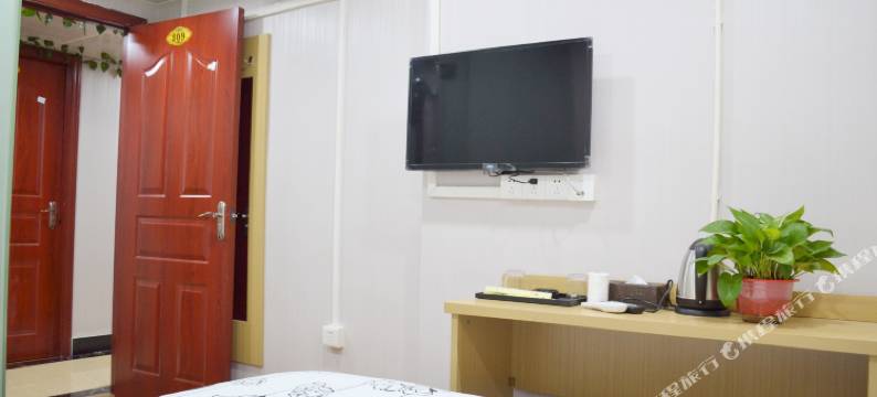 建乔公寓(广州岗顶地铁站中山三院店)图片