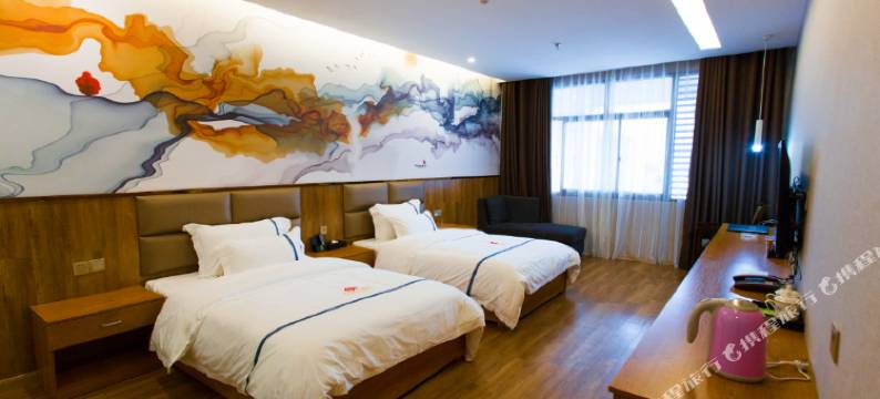 西充麓湖假日酒店图片