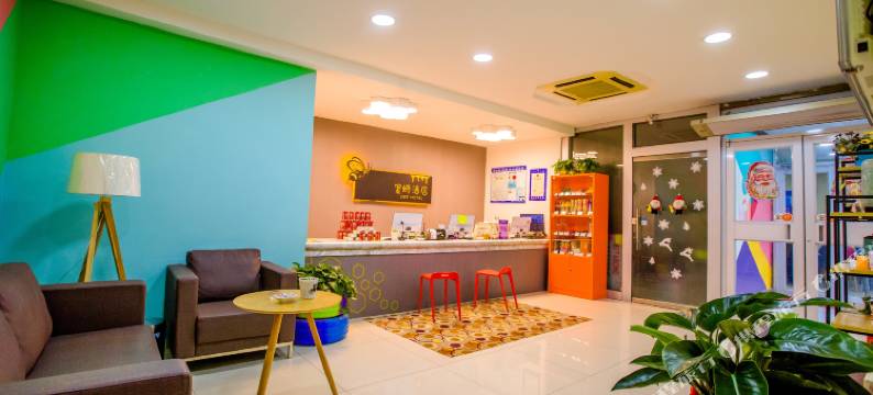 蜜蜂酒店(呼和浩特维多利商场火车站店)图片