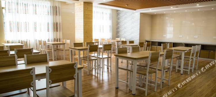 连南三月三主题酒店图片