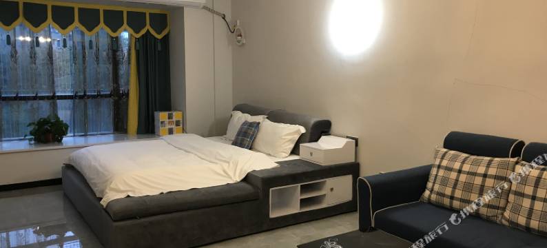 北欧尚品酒店(重庆观音桥步行街店)图片