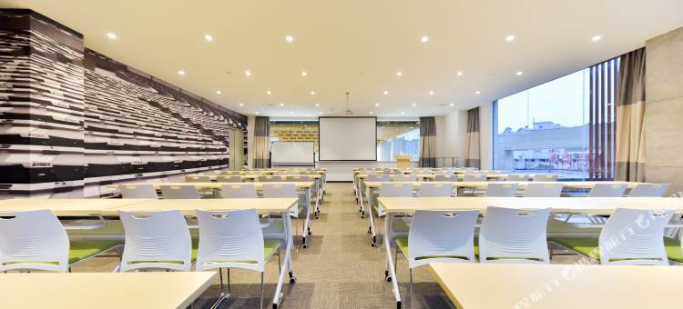 宜必思酒店(广州琶洲会展海珠湿地公园店)图片