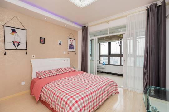 上海屹丰民间小宅公寓(中山南路分店)