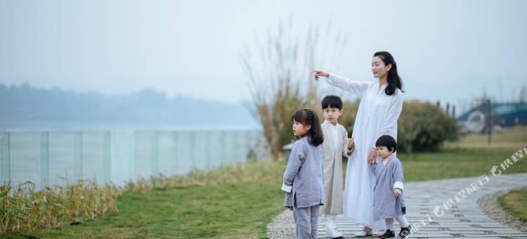 青神禅驿·忆村院子(汉阳湖景区店)图片