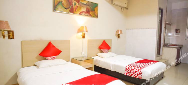 冠宏宾馆(南宁三十三中地铁站秀厢地铁站店)图片