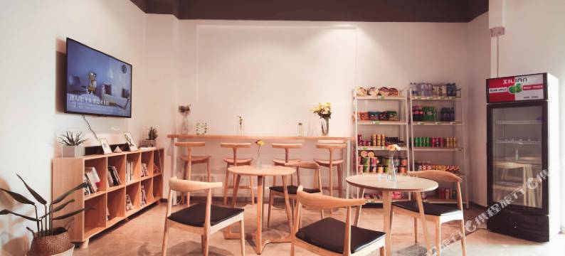 南京紫荆酒店公寓(南京南站卡子门地铁站店)图片