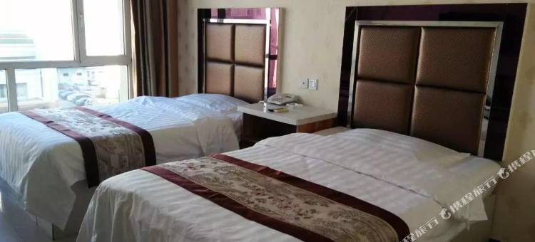 朝阳中亚商务宾馆(兴隆大家庭客运中心店)图片