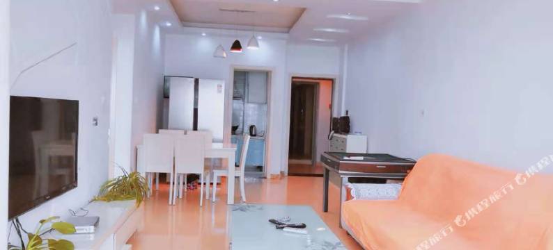 成都红影温馨之家公寓(3号店)图片