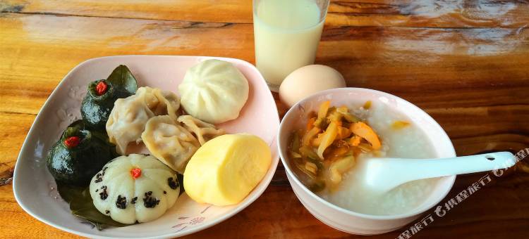 茅草屋度假农庄(贺州富川神仙湖店)图片