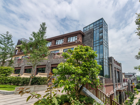 重庆漫湖雅舍度假酒店(长寿湖店)