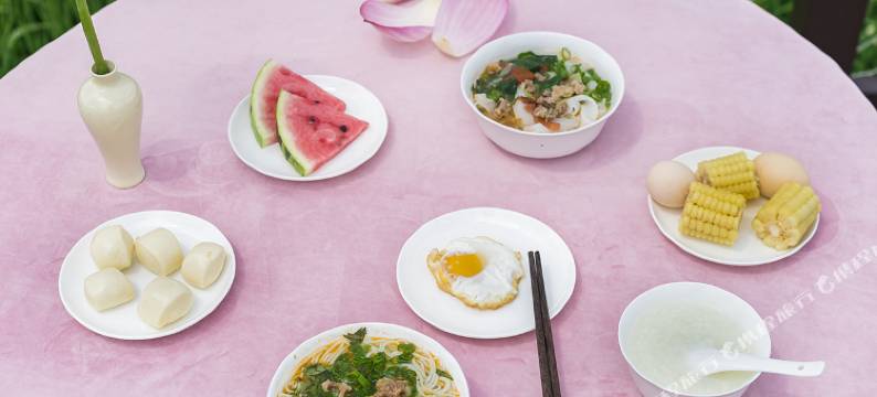 普者黑本千度假酒店(普者黑景区情人桥店)图片