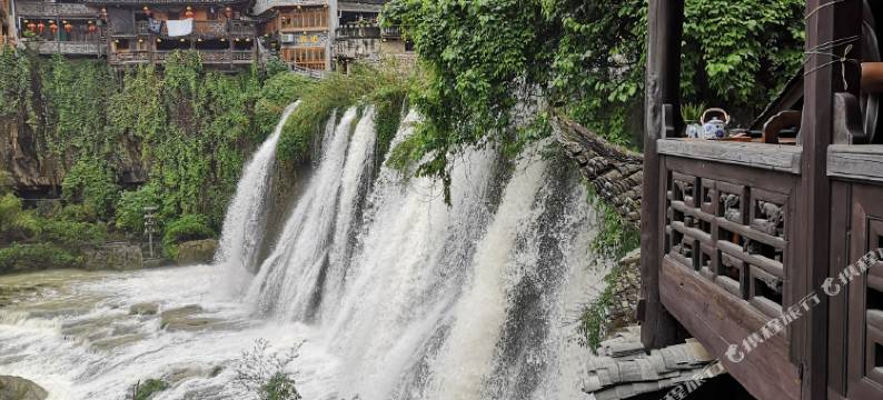 携程酒店-芙蓉镇土王行宫瀑布客栈预订-芙蓉镇土王行宫瀑布客栈价格