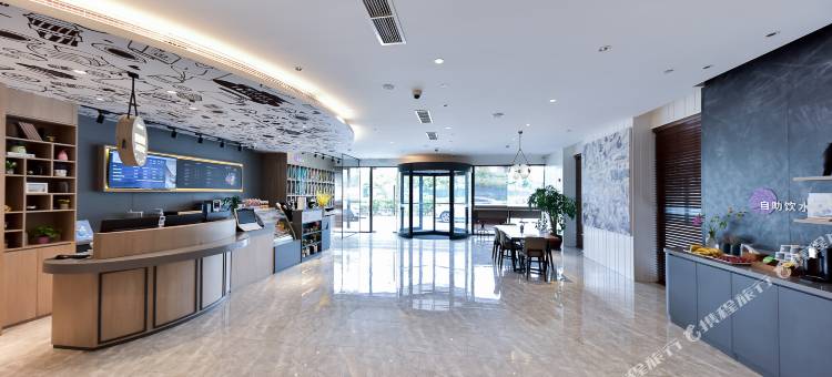 汉庭优佳酒店(上海虹桥火车站北翟路店)图片