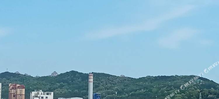 斯维登精品公寓(青岛中央商务区敦化路地铁站店)图片