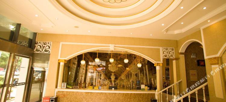 兴山罗马假日酒店图片