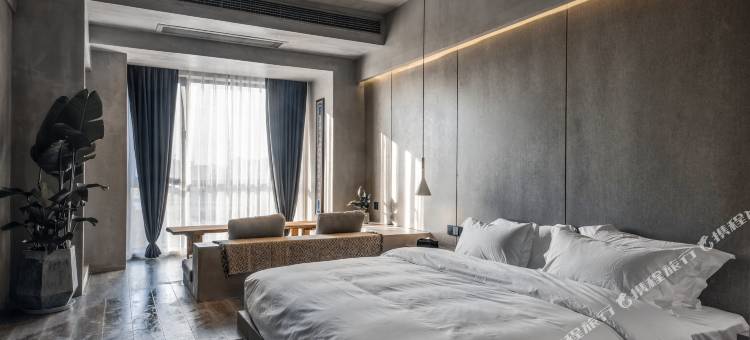 泥曲酒店(遂宁万达广场政务服务中心店)图片