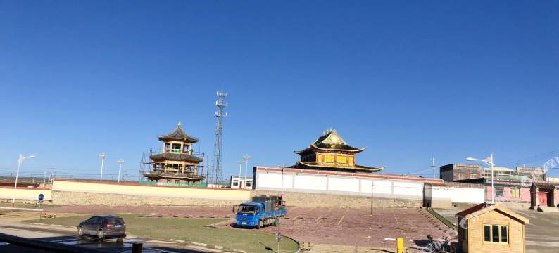 刚察雍吉梅朵酒店图片