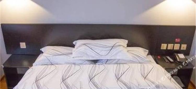 都市118连锁酒店(辛集火车站店)图片