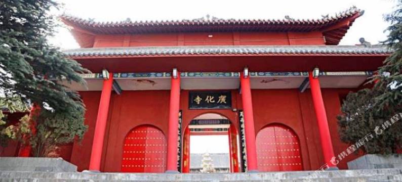 洛阳三彩宾馆(龙门石窟店)图片