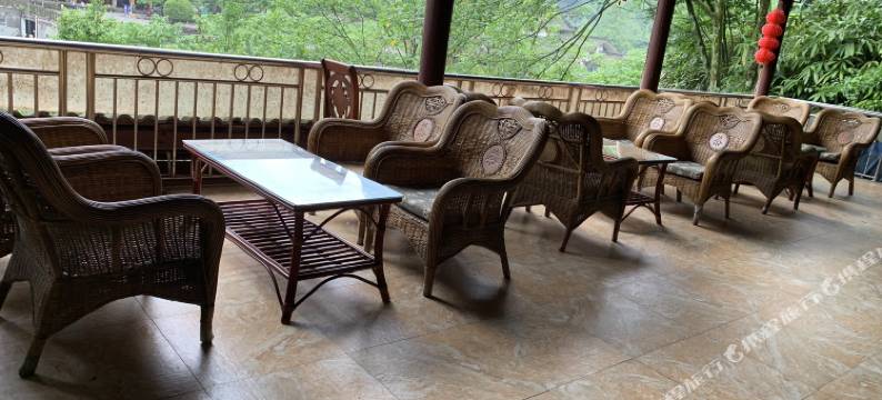 青城山大哥楠林园图片