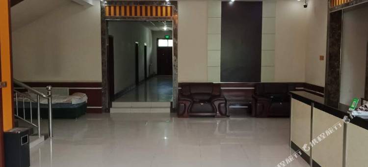 博湖聆湖宾馆图片