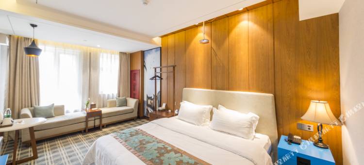 仟那绿城酒店(郑州南五里堡地铁站紫荆山路店)图片