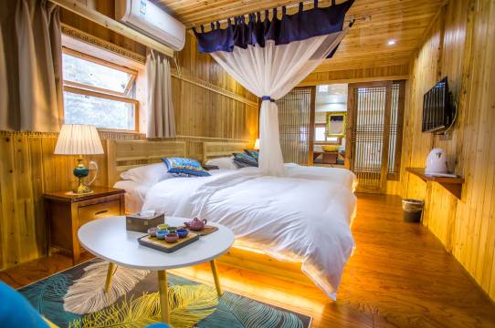 弎笙往事·霓裳小筑・清汉服古风客栈(宏村景区店)