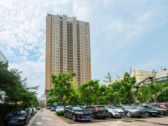 Hotels Near Site Emperor Qing Begging Immortality - 