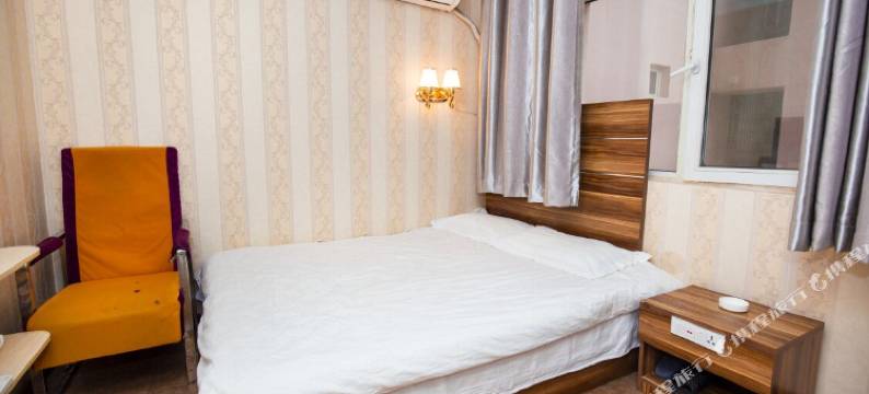 九度商务宾馆(北屯步行街店)图片