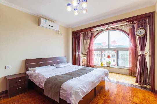 红均公寓(环海路分店)