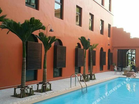 班蘇普蘭諾克酒店