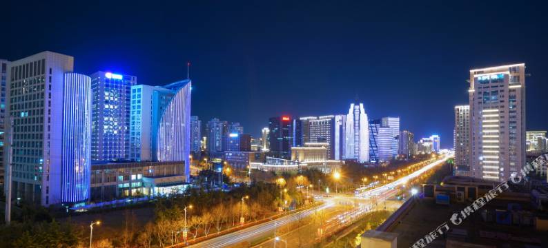 深蓝悦玺酒店(石老人海水浴场国信体育场店)图片