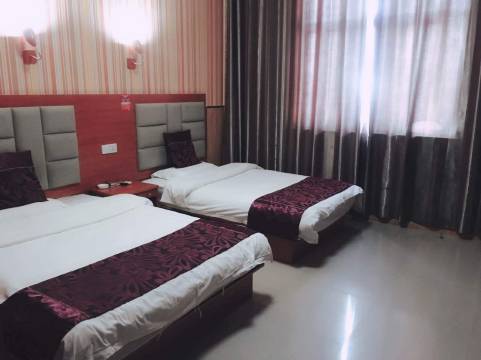 易佳公寓宾馆(永城新城汽车站店)