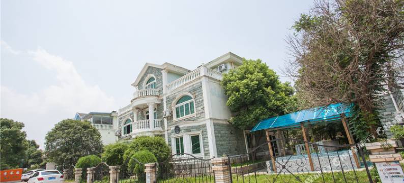 武汉威廉古堡别墅轰趴馆图片