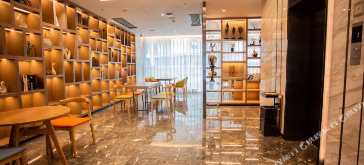 柏槿酒店(深圳罗湖口岸向西地铁站店)图片
