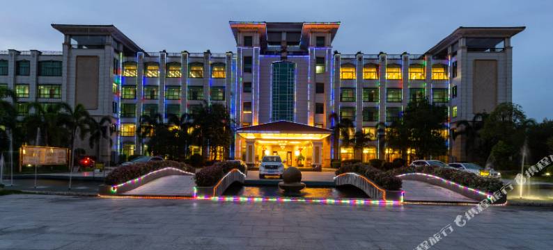 兴宁润越温泉大酒店图片